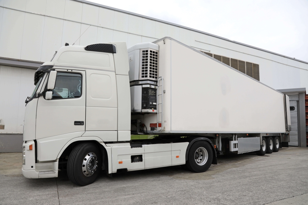 Refrigerated Trucking Company – Why Should You Hire One?